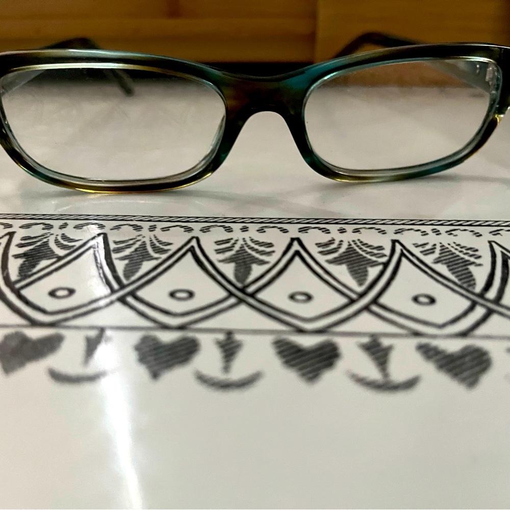 Tiffany & Co. frames with Tiffany Box! 
Used-in good shape! Just need new lens!